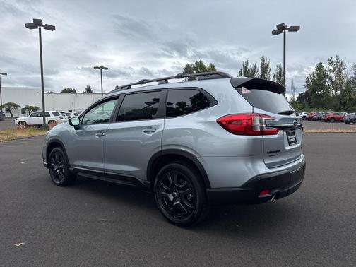 2025 Subaru Ascent Onyx Edition Touring 7-Passenger
