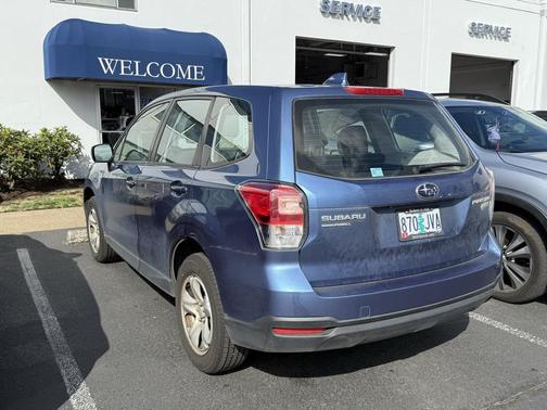 2017 Subaru Forester 2.5i