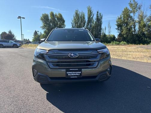 2025 Subaru Forester Hybrid Premium
