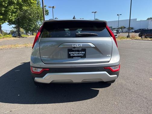 2023 Kia Niro EX