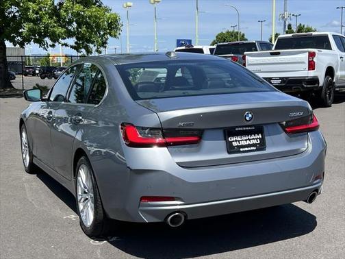 2024 BMW 330 i xDrive