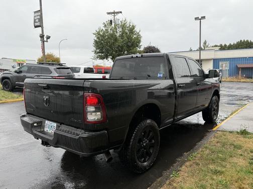 2021 RAM 2500 Big Horn Crew Cab 4x4 6'4' Box