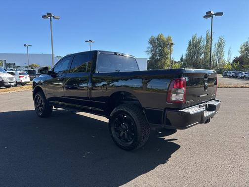 2021 RAM 2500 Big Horn Crew Cab 4x4 6'4' Box