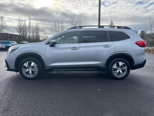 2024 Subaru Ascent Premium 7-Passenger