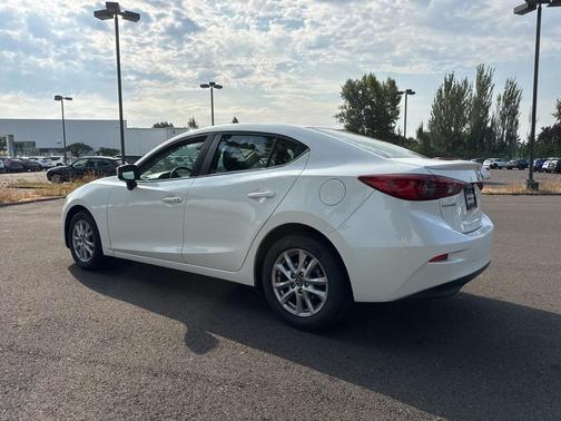 2015 Mazda Mazda3 i Touring