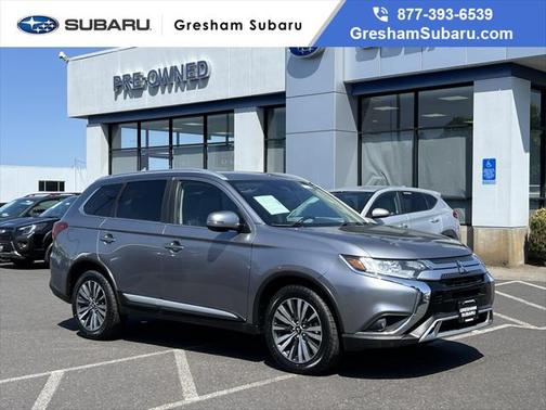 2020 Mitsubishi Outlander SE