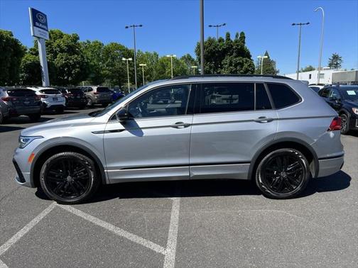 2022 Volkswagen Tiguan 2.0T SE R-Line Black 4MOTION