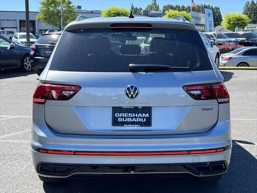 2022 Volkswagen Tiguan 2.0T SE R-Line Black 4MOTION
