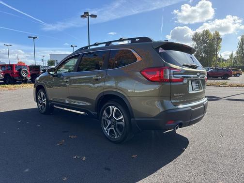 2025 Subaru Ascent Touring 7-Passenger