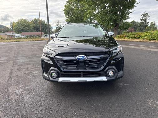 2025 Subaru Outback Touring