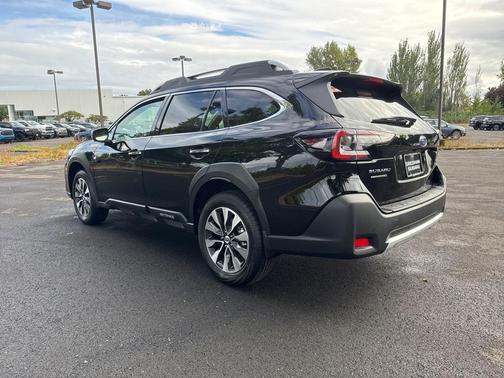 2025 Subaru Outback Touring