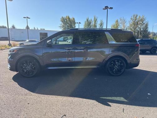 2024 Kia Carnival SX Prestige