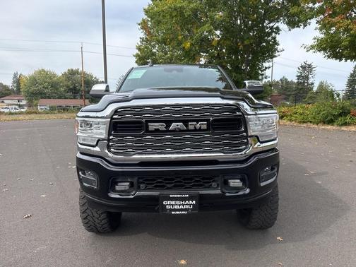 2020 RAM 3500 Limited Crew Cab 4x4 8' Box