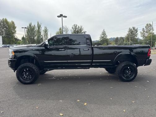 2020 RAM 3500 Limited Crew Cab 4x4 8' Box