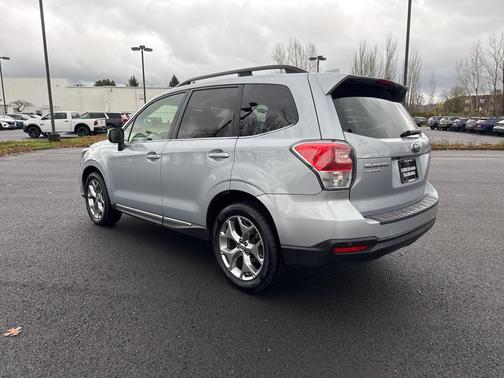 2017 Subaru Forester 2.5i Touring