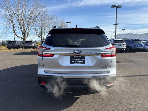 Ice Silver Metallic 2026 Subaru Ascent Limited 7-Passenger