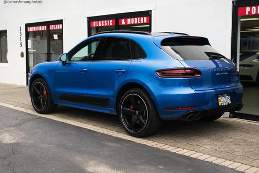 2015 Porsche Macan Turbo
