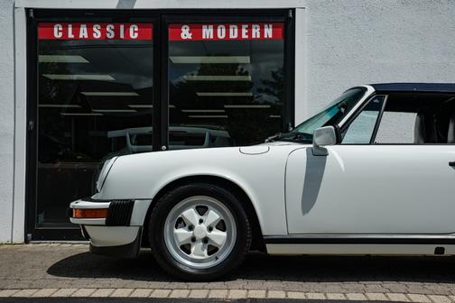 1989 Porsche 911 Cabriolet