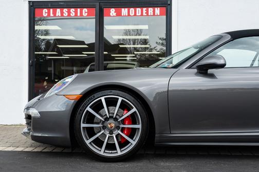2013 Porsche 911 Carrera 4S