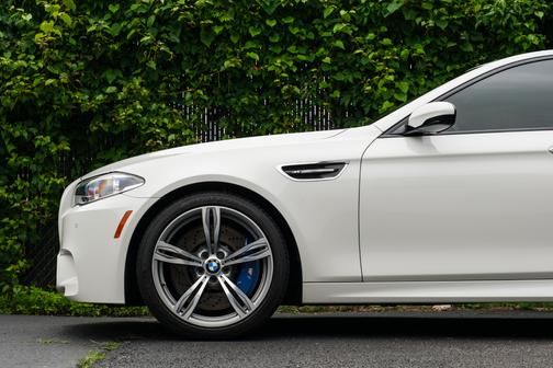2015 BMW M5 Base