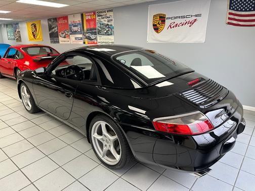 2004 Porsche 911 911 Carrera Cabriolet