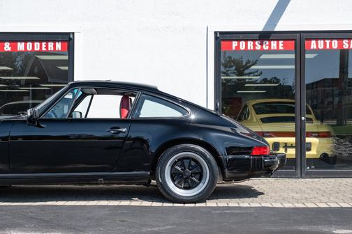 1988 Porsche 911 Base
