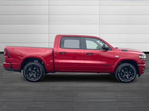 Molten Red Pearlcoat 2026 RAM 1500 Big Horn/Lone Star