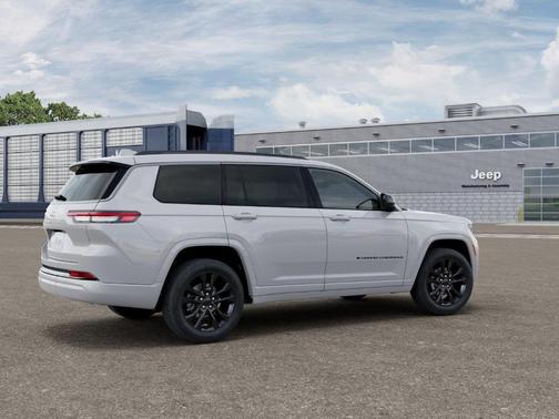 Bright White Clearcoat 2026 Jeep Grand Cherokee L Limited