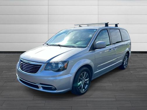 Billet Silver Metallic Clearcoat 2016 Chrysler Town & Country S