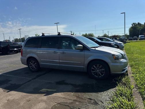 Billet Silver Metallic Clearcoat 2016 Chrysler Town & Country S