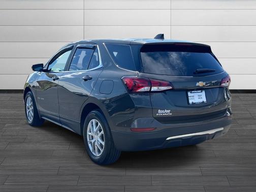 Harvest Gold / Bronze 2023 Chevrolet Equinox 1LT
