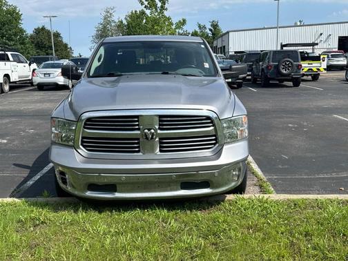 Billet Silver Metallic Clearcoat 2019 RAM 1500 Classic Big Horn