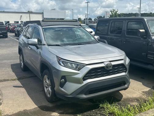 Silver Sky Metallic 2020 Toyota RAV4 XLE