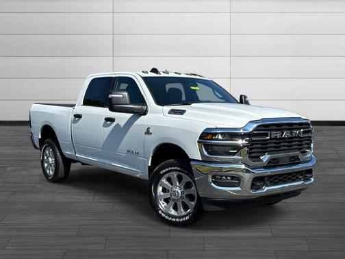 Bright White Clearcoat 2026 RAM 2500 Big Horn