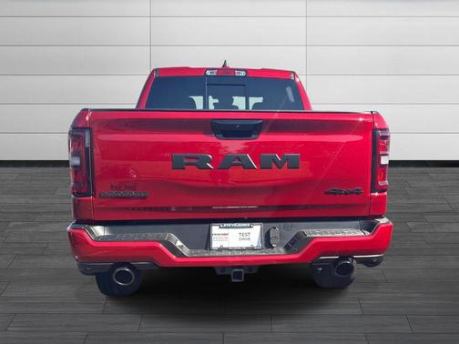 Molten Red Pearlcoat 2026 RAM 1500 Laramie
