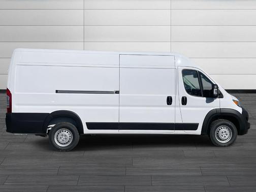 Bright White Clearcoat 2025 RAM ProMaster 3500 High Roof