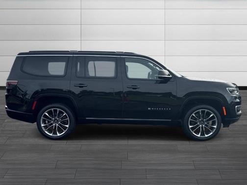 Diamond Black 2024 Jeep Wagoneer Series III