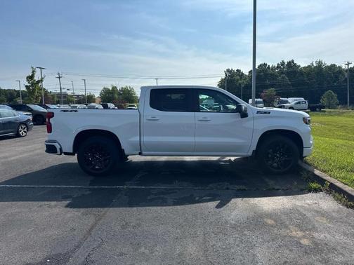 Summit White 2025 Chevrolet Silverado 1500 RST