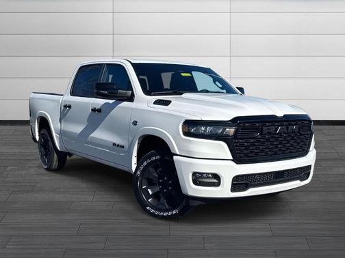 Bright White Clearcoat 2026 RAM 1500 Big Horn/Lone Star