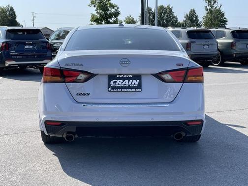 2023 Nissan Altima SR FWD