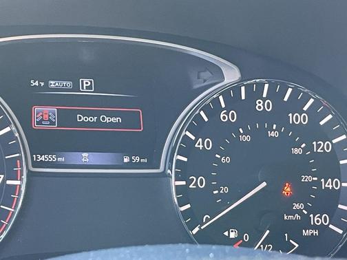 2018 Nissan Pathfinder SV