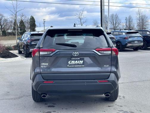 2024 Toyota RAV4 XLE
