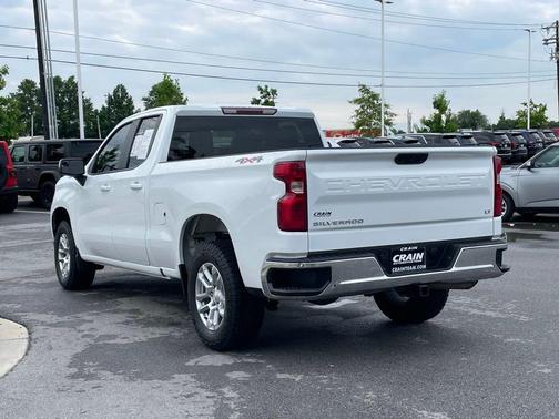 Summit White 2023 Chevrolet Silverado 1500 LT