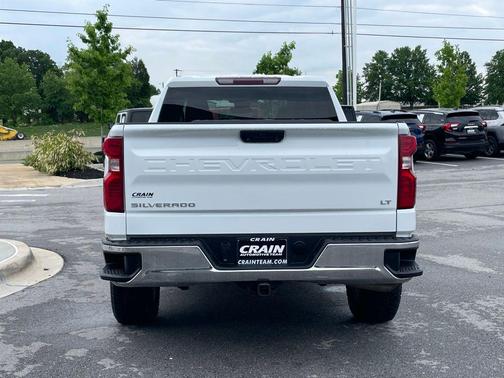 Summit White 2023 Chevrolet Silverado 1500 LT