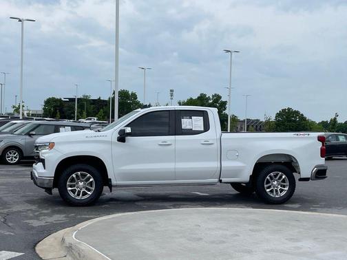 Summit White 2023 Chevrolet Silverado 1500 LT