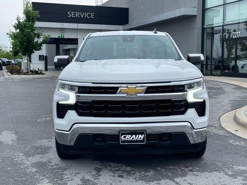 Summit White 2023 Chevrolet Silverado 1500 LT