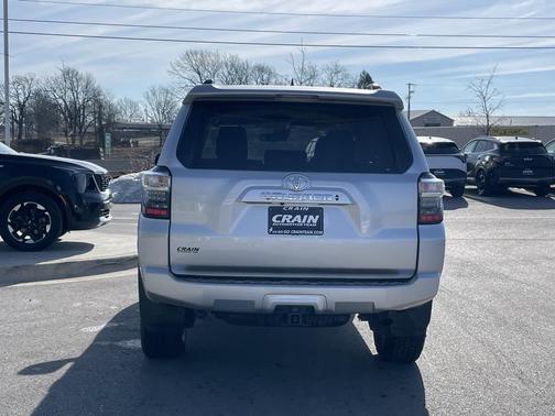 2024 Toyota 4Runner SR5