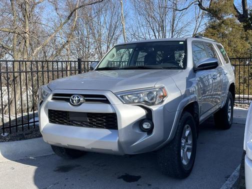 2024 Toyota 4Runner SR5