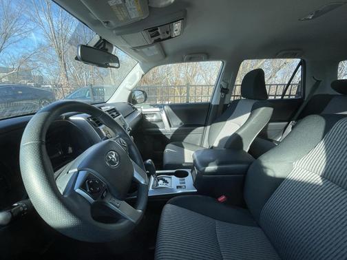 2024 Toyota 4Runner SR5