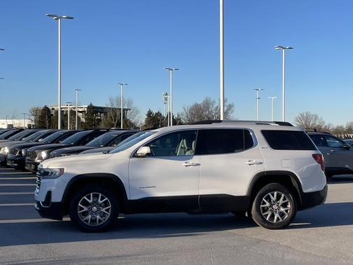 2021 GMC Acadia FWD SLT